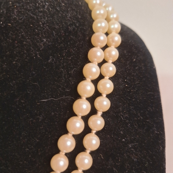 Faux Double Strand Pearl Neckless 11" - Picture 2 of 4